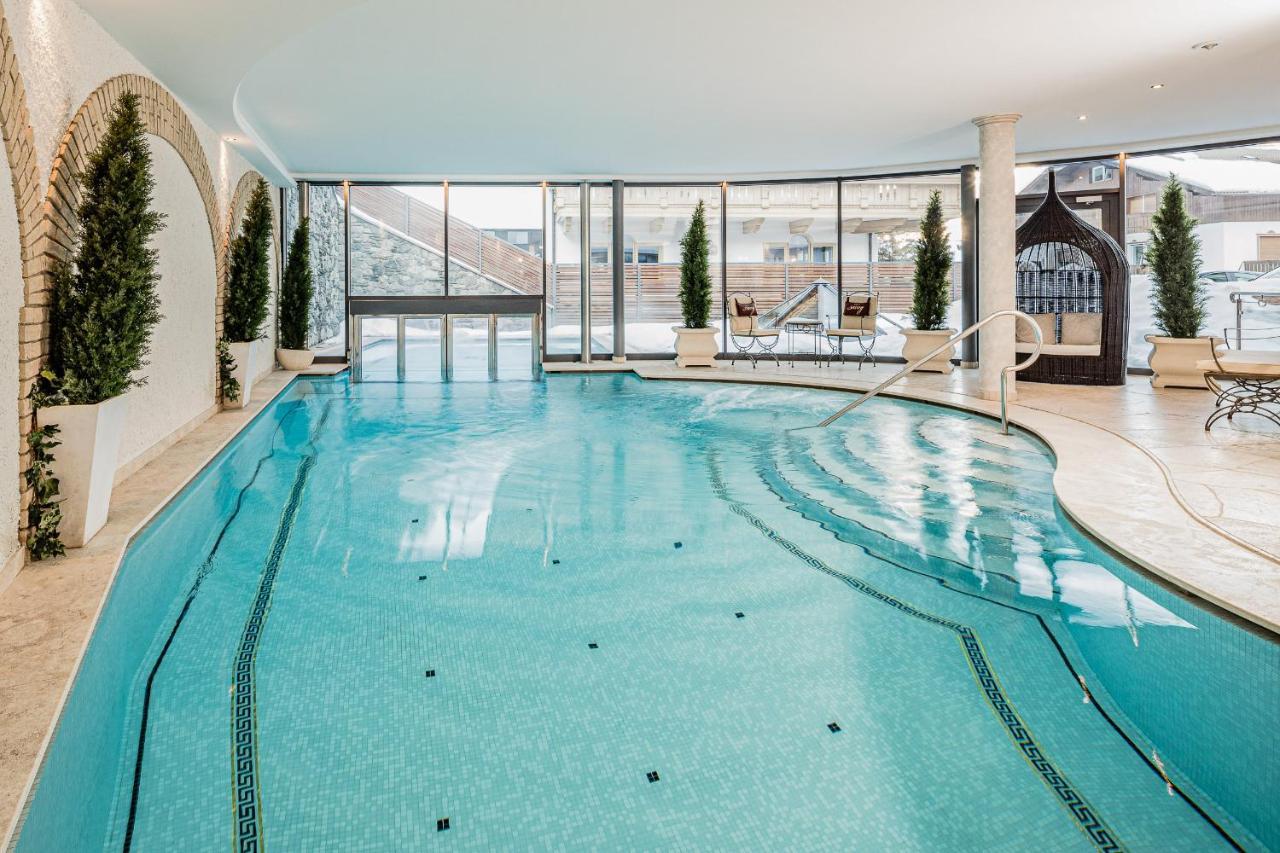 Savoy Dolomites Luxury & Spa Hotel Selva di Val Gardena Esterno foto