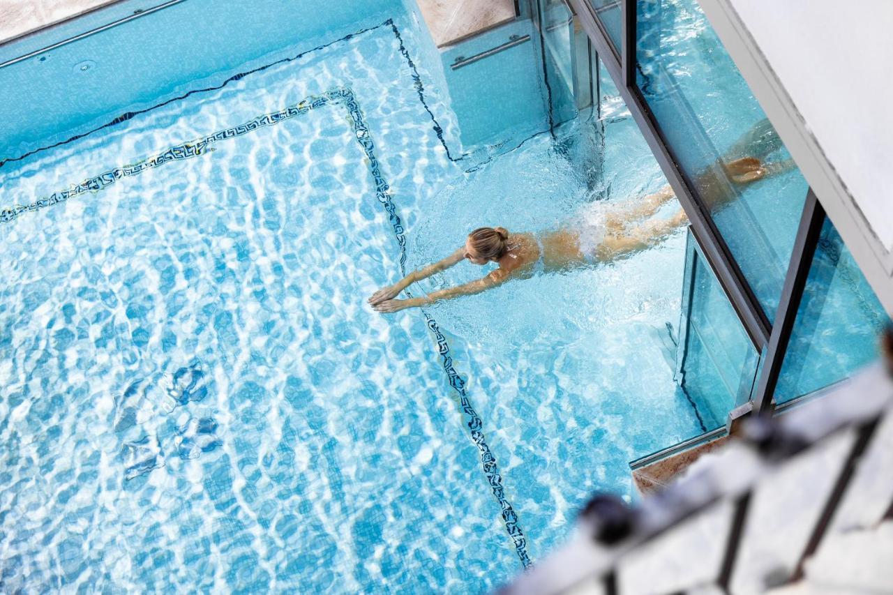 Savoy Dolomites Luxury & Spa Hotel Selva di Val Gardena Esterno foto