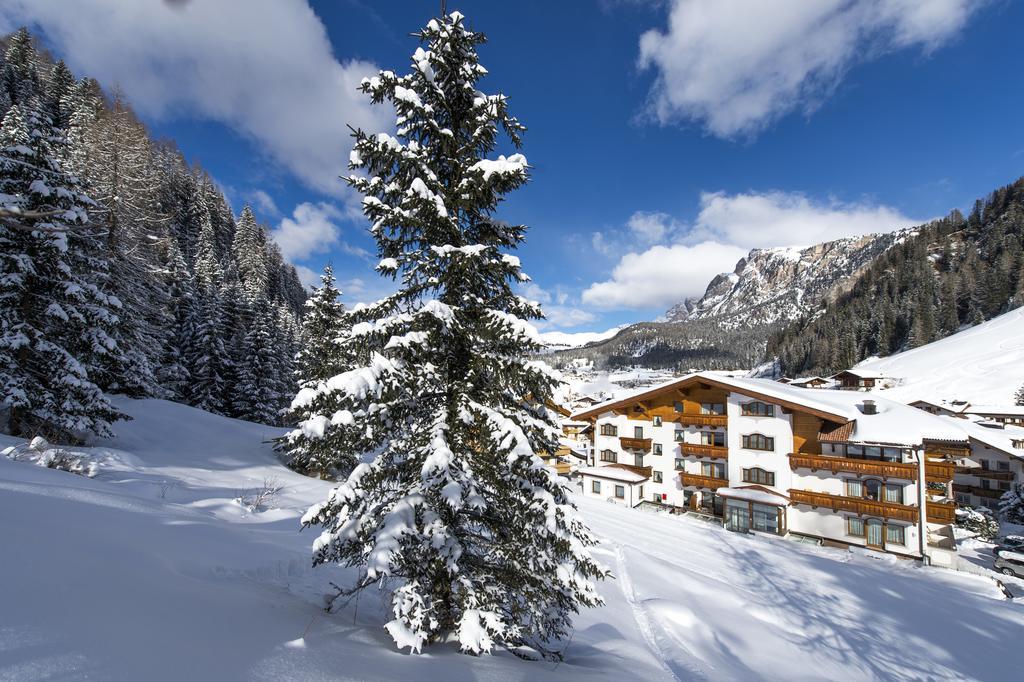Savoy Dolomites Luxury & Spa Hotel Selva di Val Gardena Esterno foto