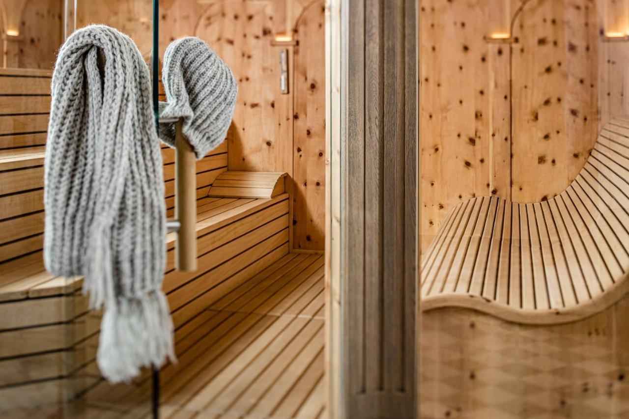 Savoy Dolomites Luxury & Spa Hotel Selva di Val Gardena Esterno foto